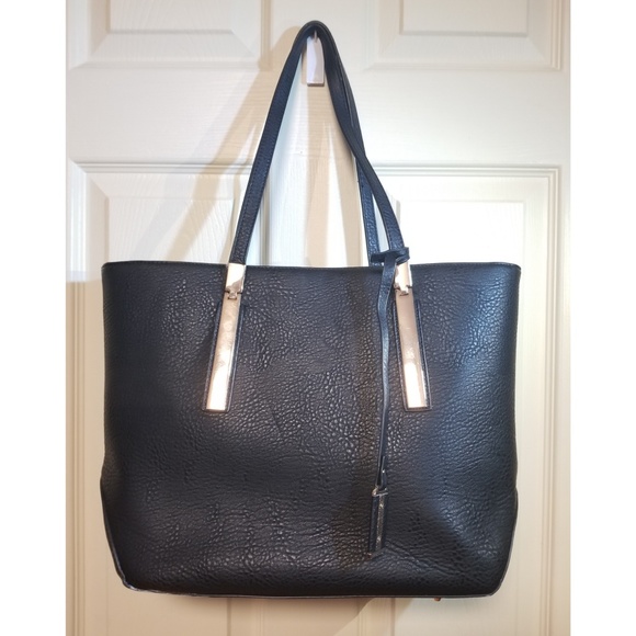Madison West Handbags - EUC Leather Tote